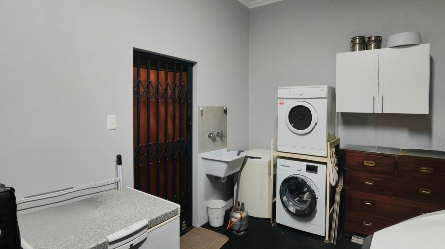 3 Bedroom Property for Sale in Reebok Western Cape